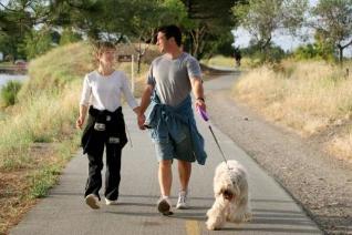 Se avete spesso mal di schiena, dolore deve essere sostituito con lo sport attivo, passeggiate all'aria fresca